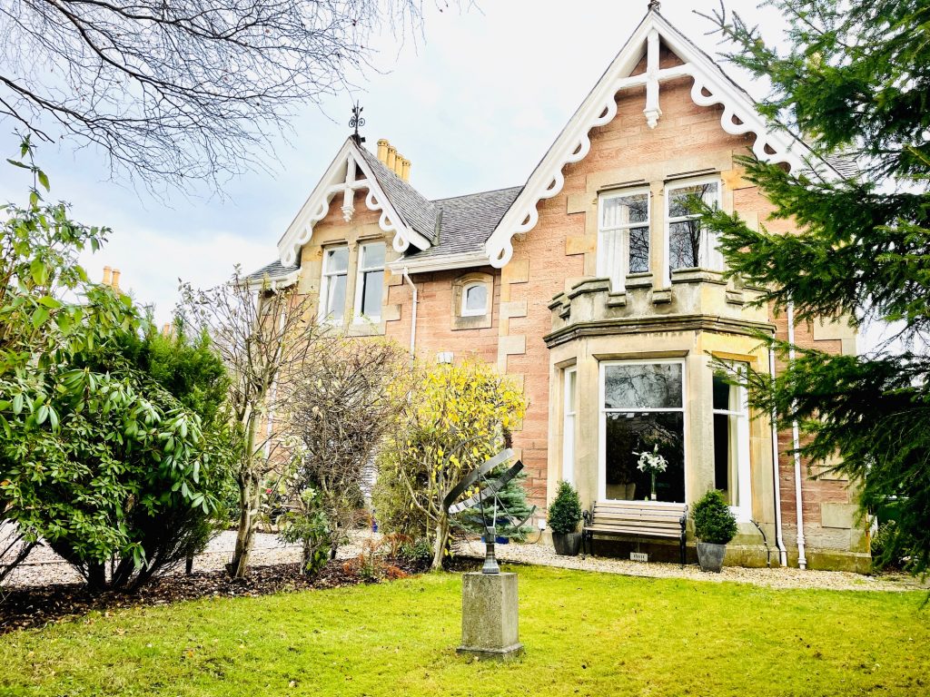 Ladies Lodge | Inverness Self Catering